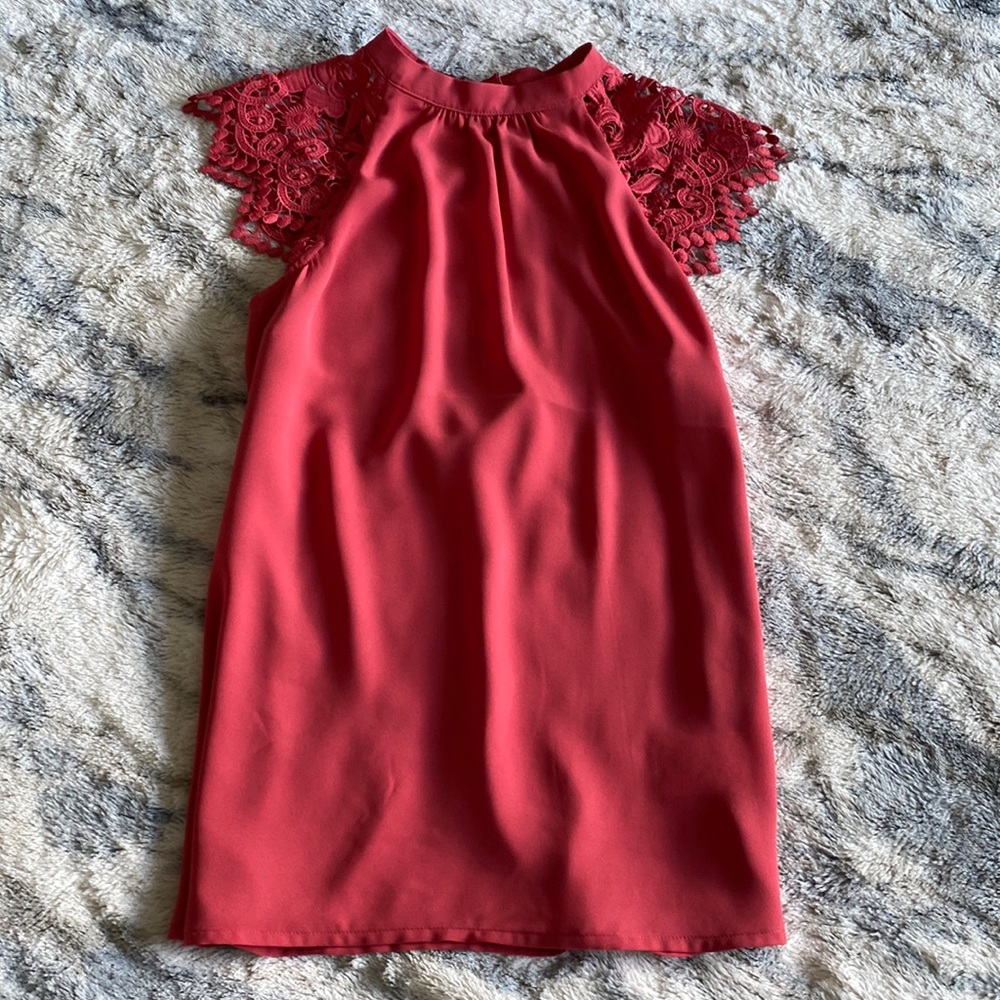 Express Lace Top Size XS